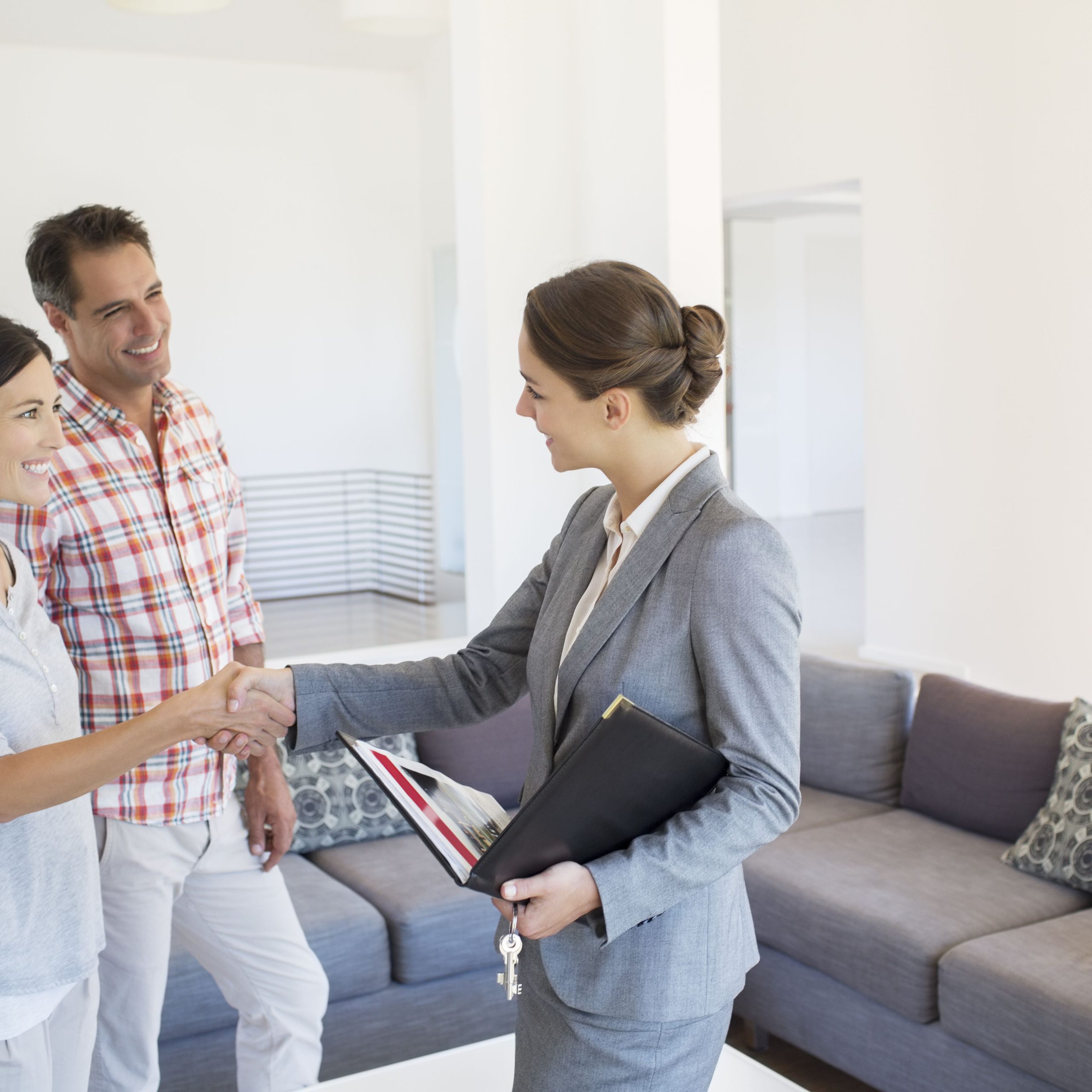 7 Tips To Help You Choose The Right Real Estate Agent