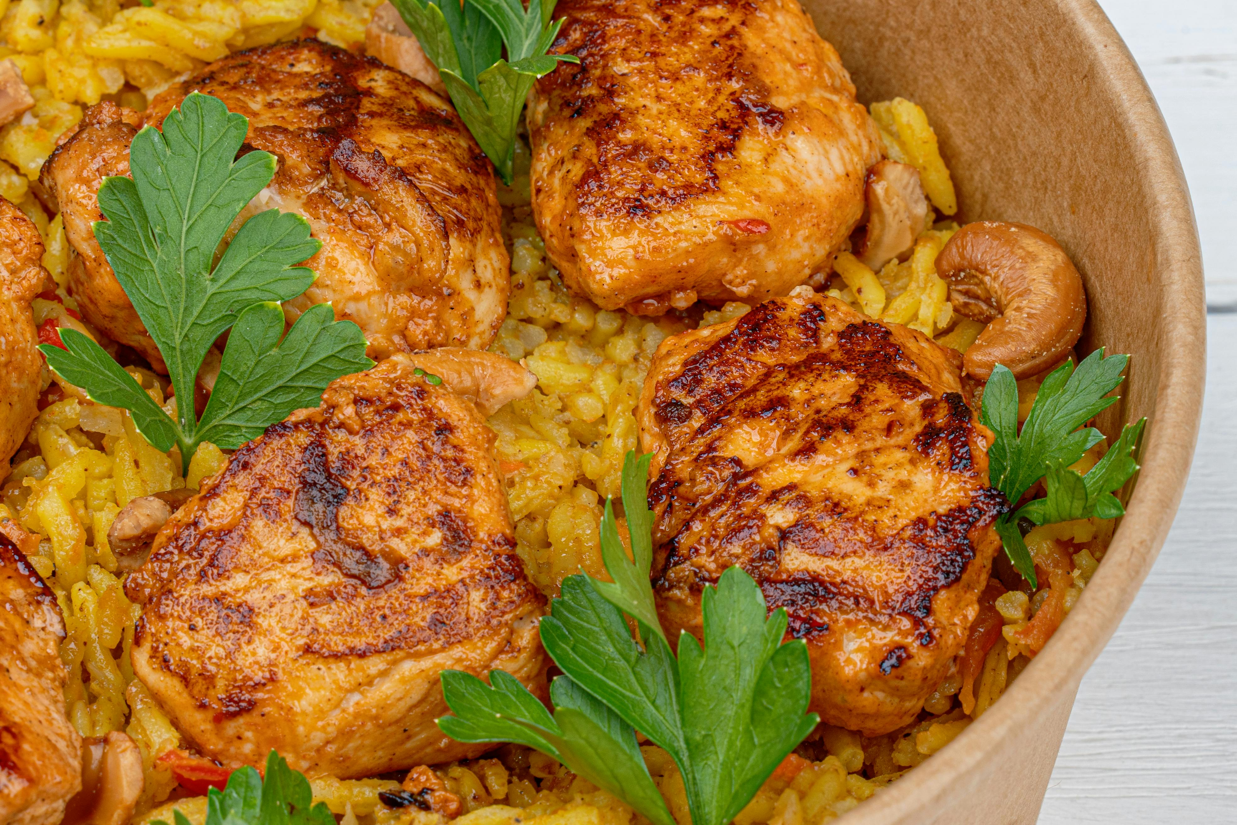 how long does cooked chicken last in the fridge